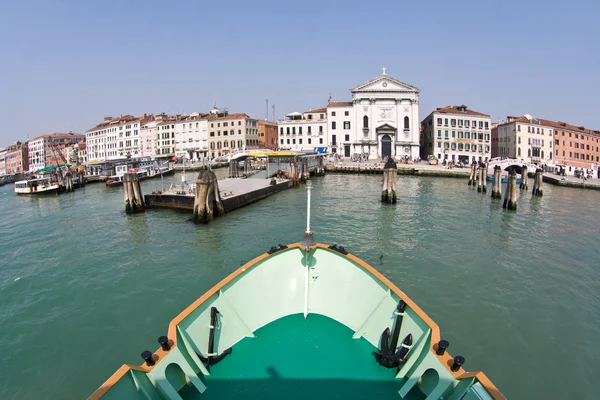 Venedig, in till stationen marcus placera från havet — Stockfoto