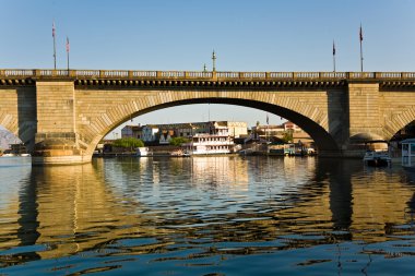 London Bridge in Lake Havasu clipart