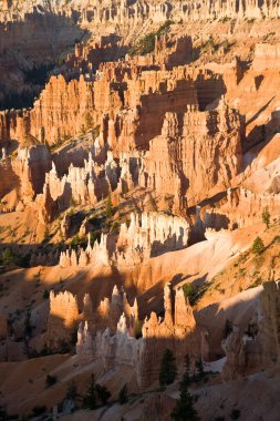 güzel manzara muhteşem taşlar ile bryce canyon