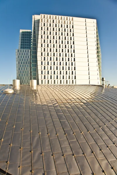 Fasaden av en skyskrapa — Stockfoto