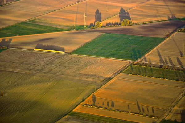 Paisagem rural com campos — Fotografia de Stock
