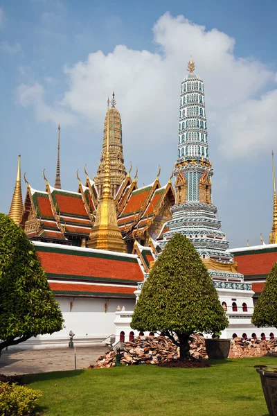 Beroemde prangs in het grote paleis in bangkok — Stockfoto