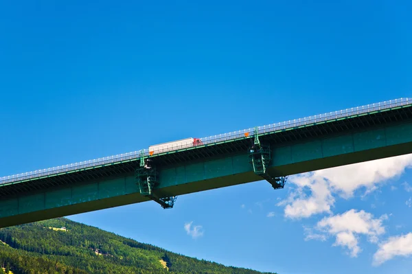 Γέφυρα της Ευρώπης, κοντά στον αυτοκινητόδρομο του brenner — Φωτογραφία Αρχείου