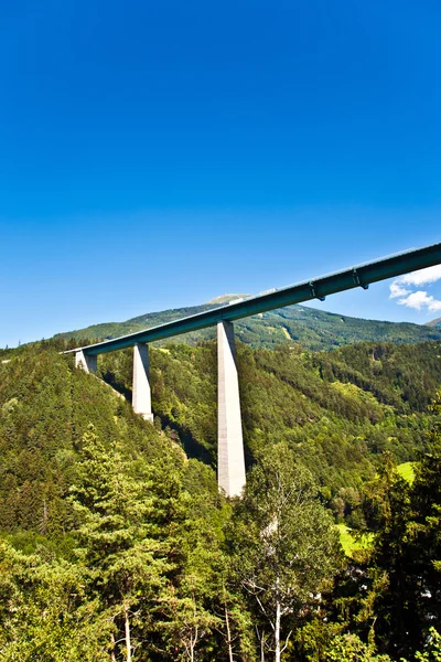 Európa híd a brenner-autópálya — Stock Fotó