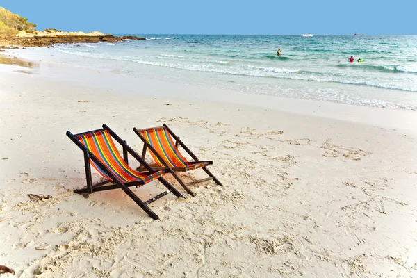 Duk stol på stranden — Stockfoto