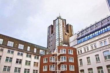 ünlü hotel hafen hamburg landungsbruecken