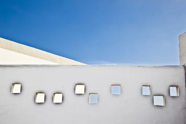 Window with sky at wall — Stock Photo, Image