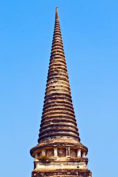 Hoogtepunt van de tempel in tempel gebied wat phra si sanphet — Stockfoto
