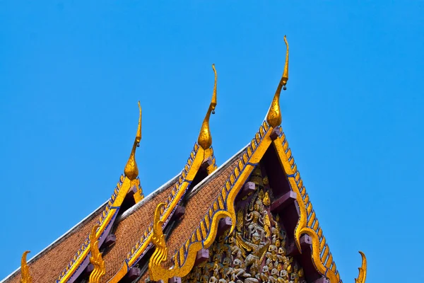 수도원 와트 나 phramane ajutthaya의 지붕 — 스톡 사진