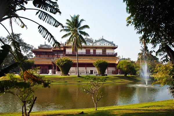 Palazzo principale della residenza a Bang Pa-In Palace — Foto Stock
