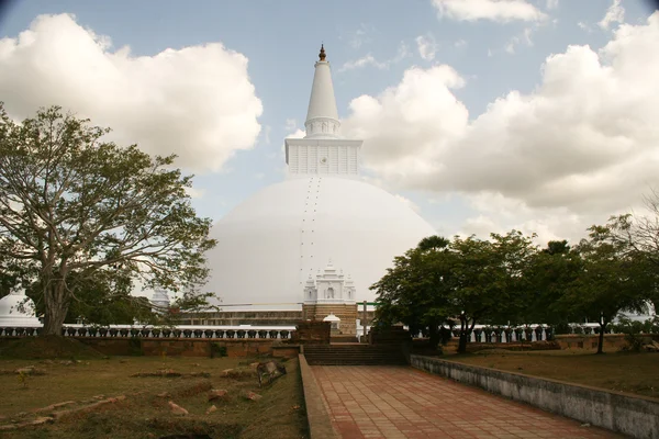 Dagoba, παγόδα και ναός ruwanweliseya — Φωτογραφία Αρχείου