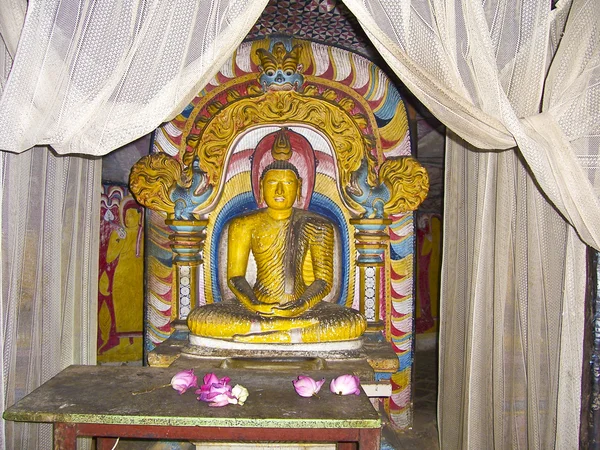 Εσωτερικό ναού ροκ στην Νταμπούλα, Σρι Λάνκα — Φωτογραφία Αρχείου
