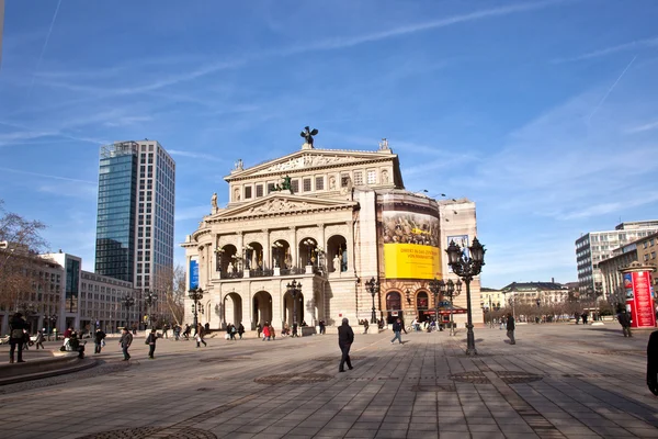 Famoso teatro de ópera en Frankfurt —  Fotos de Stock