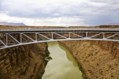 Mermer Kanyon, colorado kapsayan eski bir navajo köprü