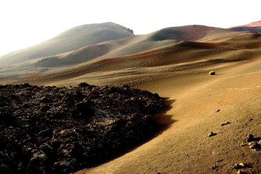 Volkan manzaraya timanfaya lanza içinde gün batımı, ulusal parc