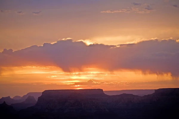 从大峡谷、 南到沙漠观点看日落美景 — 图库照片