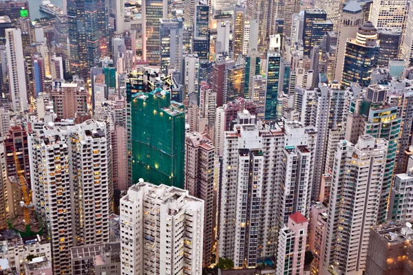 Vista desde el pico sobre Victoria a Kowloon en la tarde —  Fotos de Stock