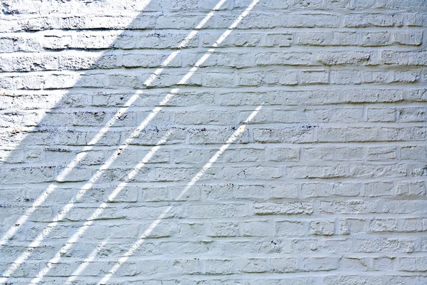 Eski beyaz boyalı tuğla — Stok fotoğraf