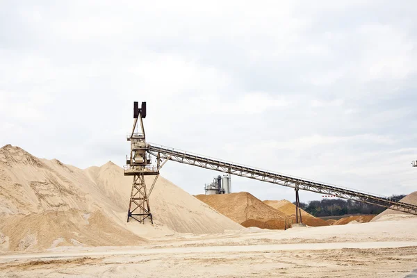 Conveyor on site at gravel pit — Stock Photo, Image