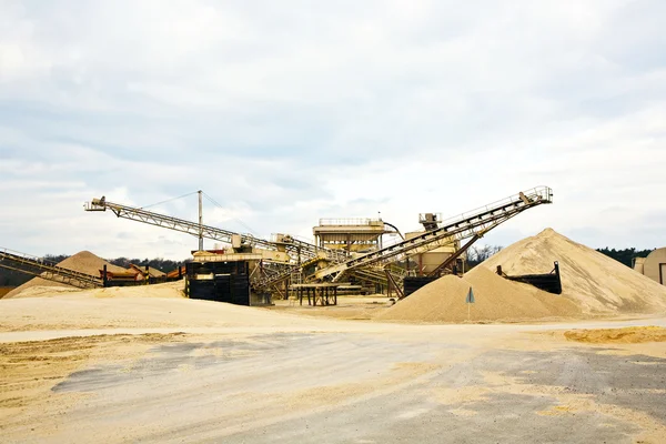 Conveyor on site at gravel pit — Stock Photo, Image