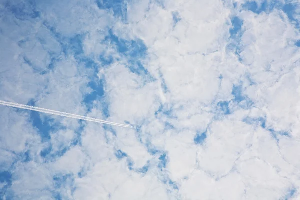 Hemel met harmonische wolk structuur — Stockfoto
