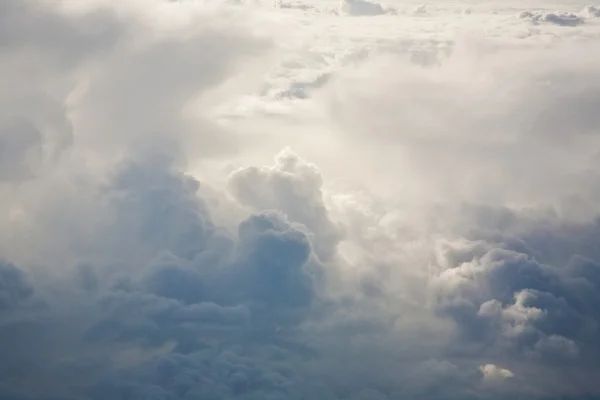 Hemel met wolken van bovenaf — Stockfoto