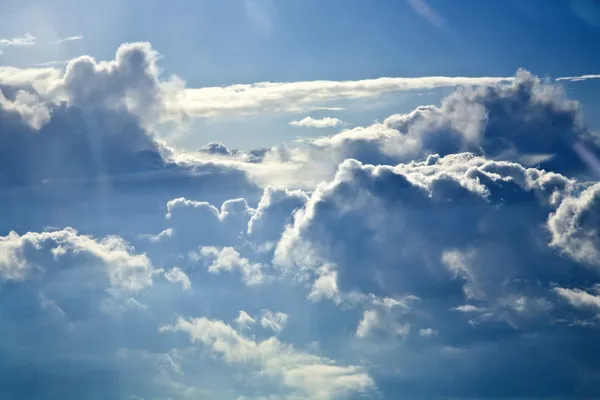 Ciel avec nuages d'en haut — Photo