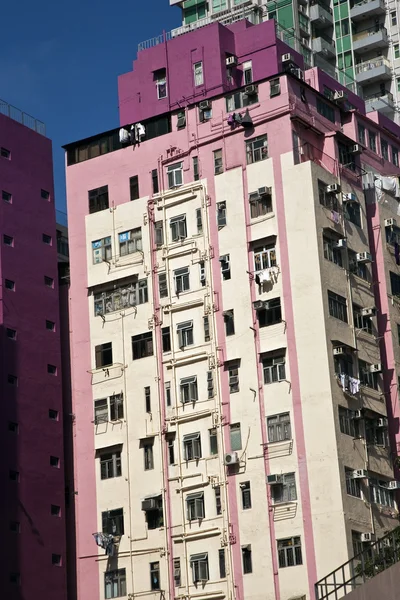 Fasady domów centrum kowloon z condi appartments i powietrza — Zdjęcie stockowe