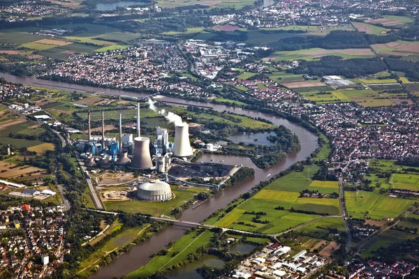 Kraftverket vid floden main — Stockfoto