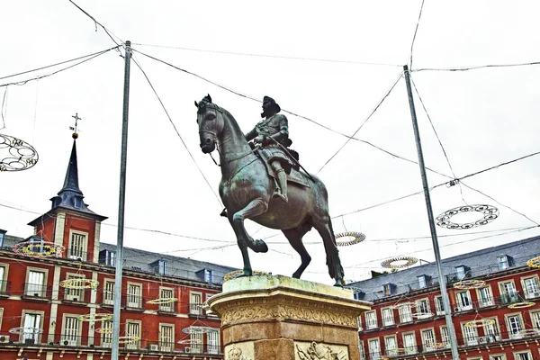 Philipp 第三在广场市长在马德里的雕像 — 图库照片