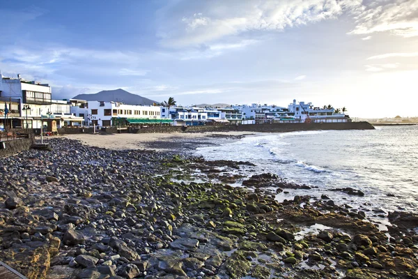 Promenade of scenic Playa Blanca — Stock Photo, Image