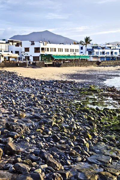 Promenádě malebné Playa blanca — Stock fotografie