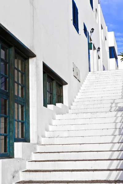 Stairs downtown in the old part of the harbor town — Stock Photo, Image
