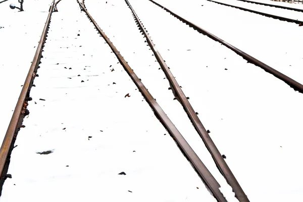 Снежные рельсы зимой — стоковое фото