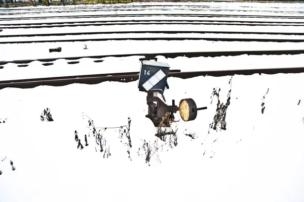 冬の積雪レール — ストック写真