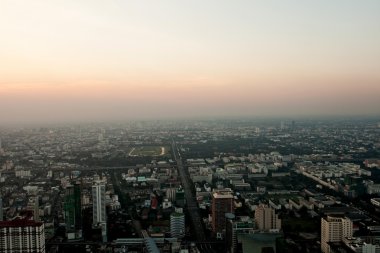 Bangkok'ta günbatımı üzerinde havadan görünümü