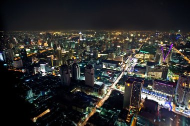 ofis blokları ve condominiu gösteriliyor bangkok manzarası görüntülemek