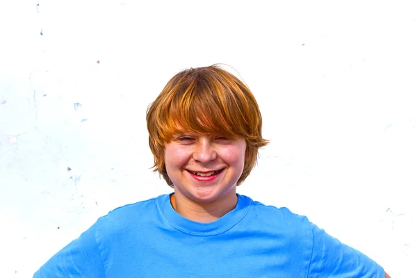 かわいい若い男の子の肖像画 — ストック写真