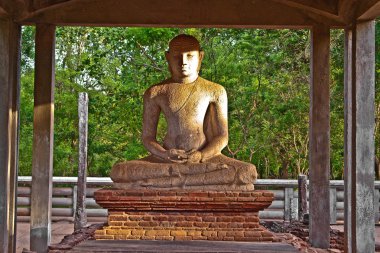 Samadhi Buddah Statue, meditating Buddah clipart
