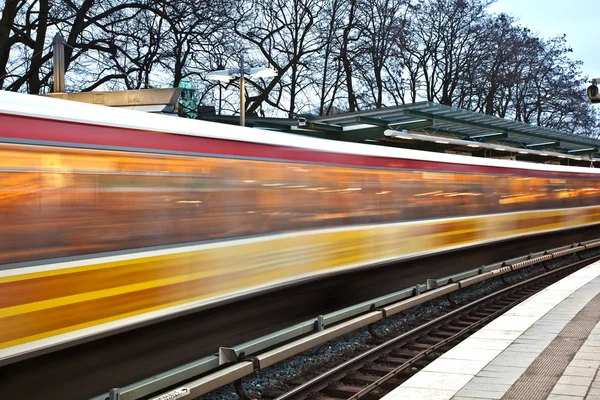 Comboios em movimento — Fotografia de Stock