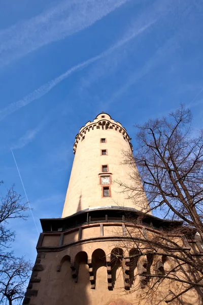 Famoso Eschesheimer Turm en Frankfurt — Foto de Stock