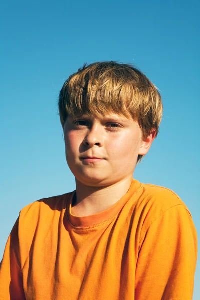 Πορτρέτο του εφίδρωση αγόρι μετά από αθλητικά — Φωτογραφία Αρχείου