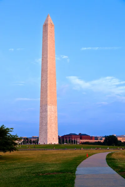 ワシントン dc のワシントン記念塔の屋外の表示 — ストック写真