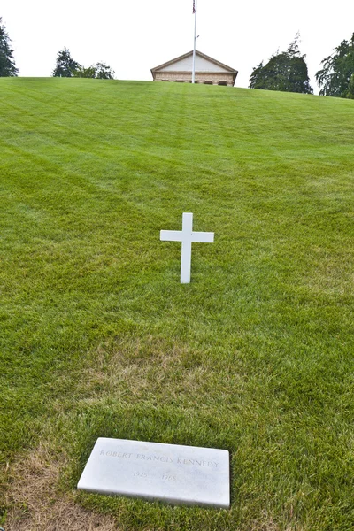 ロバートのささやかな墓、アーリントン国立墓地のケネディ ar — ストック写真