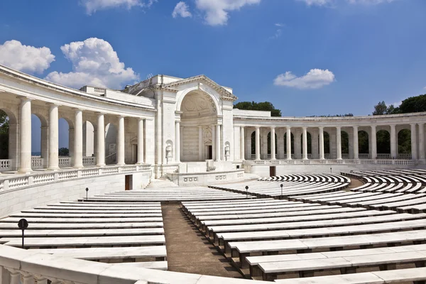 アーリントン国立墓地の記念の円形劇場 — ストック写真