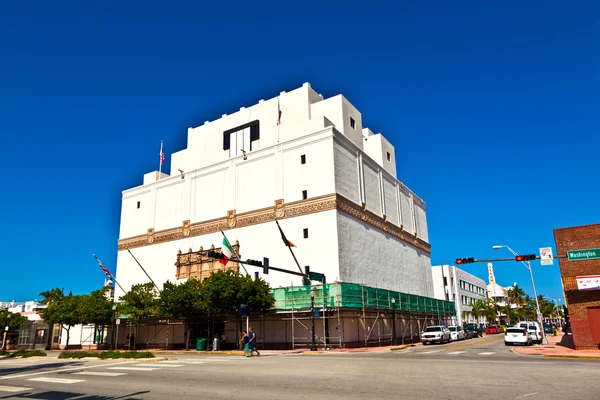 南マイアミ ワシントン ロードで有名なアールデコ建築 — ストック写真