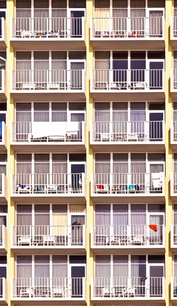 Balconi di falci a belle Isole Soleggiate, Miami — Foto Stock