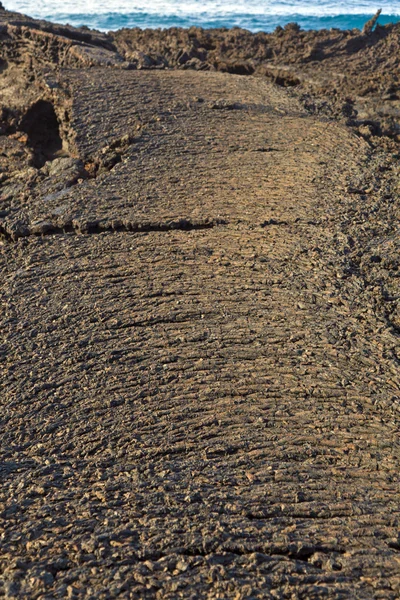 화산의 흐름의 돌 줄 아름 다운 구조 — 스톡 사진