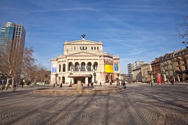 Famous Opera house in Frankfurt — Stock Photo, Image