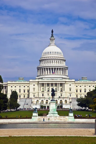 Капитолий в Вашингтоне — стоковое фото